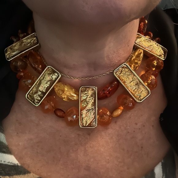 Faux Amber Choker Statement Necklace Magnetic closure - Picture 5 of 6